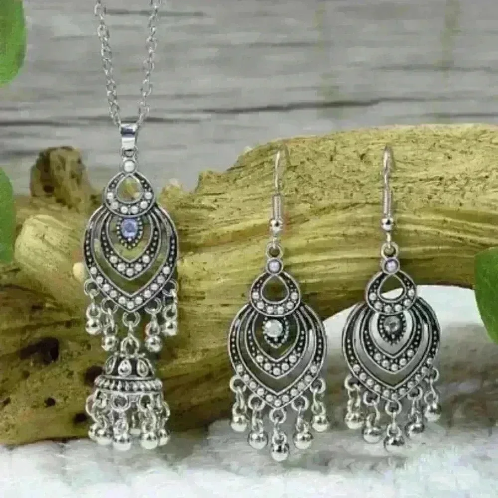 New Silver Boho Set, Statement Necklace and Earrings, Vintage Style